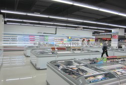 商用冷柜的風(fēng)冷和直冷有哪些不同？買(mǎi)冰柜是直冷的好還是風(fēng)冷的好